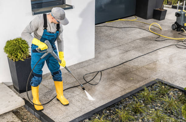 Best Garage Pressure Washing  in Benton, TN